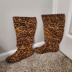 Leopard boots size 9